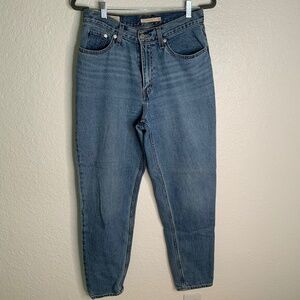 Levis women jeans